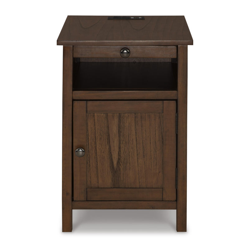Signature Design by Ashley Treytown T300-117 Chair Side End Table IMAGE 3