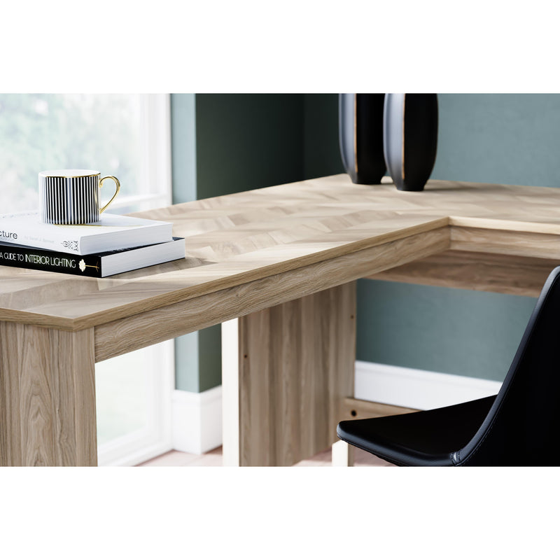  Signature Design by Ashley Battelle H3929H1 60" Home Office Desk with Return IMAGE 9