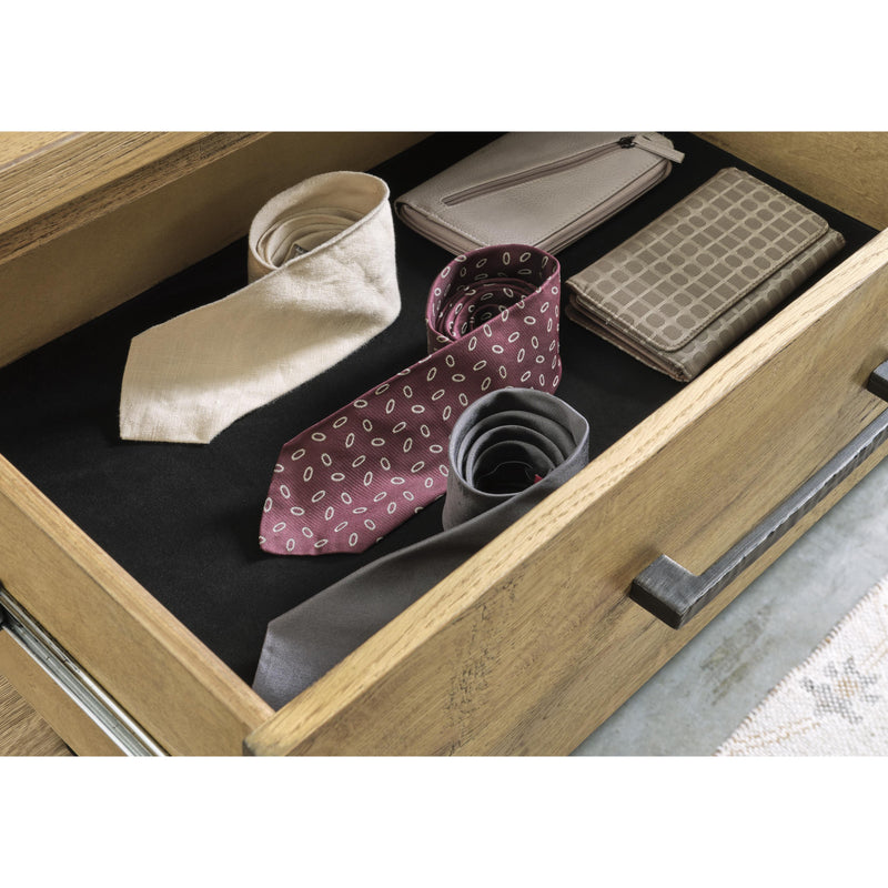  Signature Design by Ashley Galliden B841-31 Dresser IMAGE 9