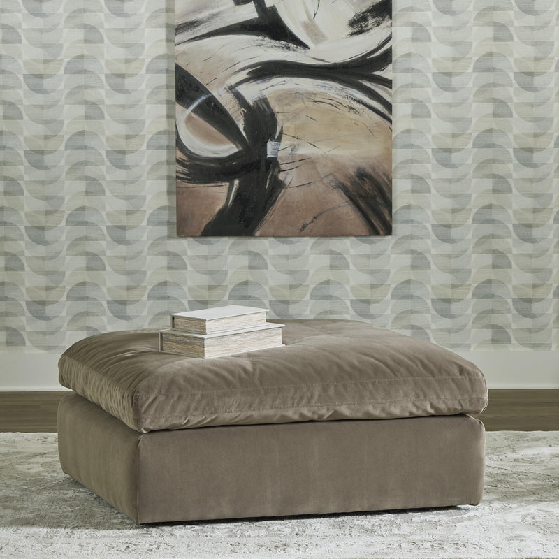 Signature Design by Ashley Sophie 1570608 Oversized Accent Ottoman IMAGE 3