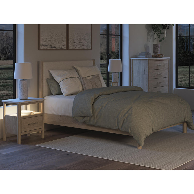 Signature Design by Ashley Cadmori B2615-345 Five Drawer Wide Chest IMAGE 10
