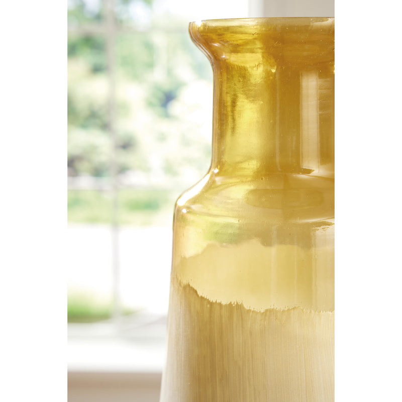  Signature Design by Ashley Wynburg A2000724 Vase IMAGE 3
